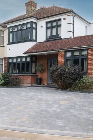 Landscaper and Block Paving Contractor